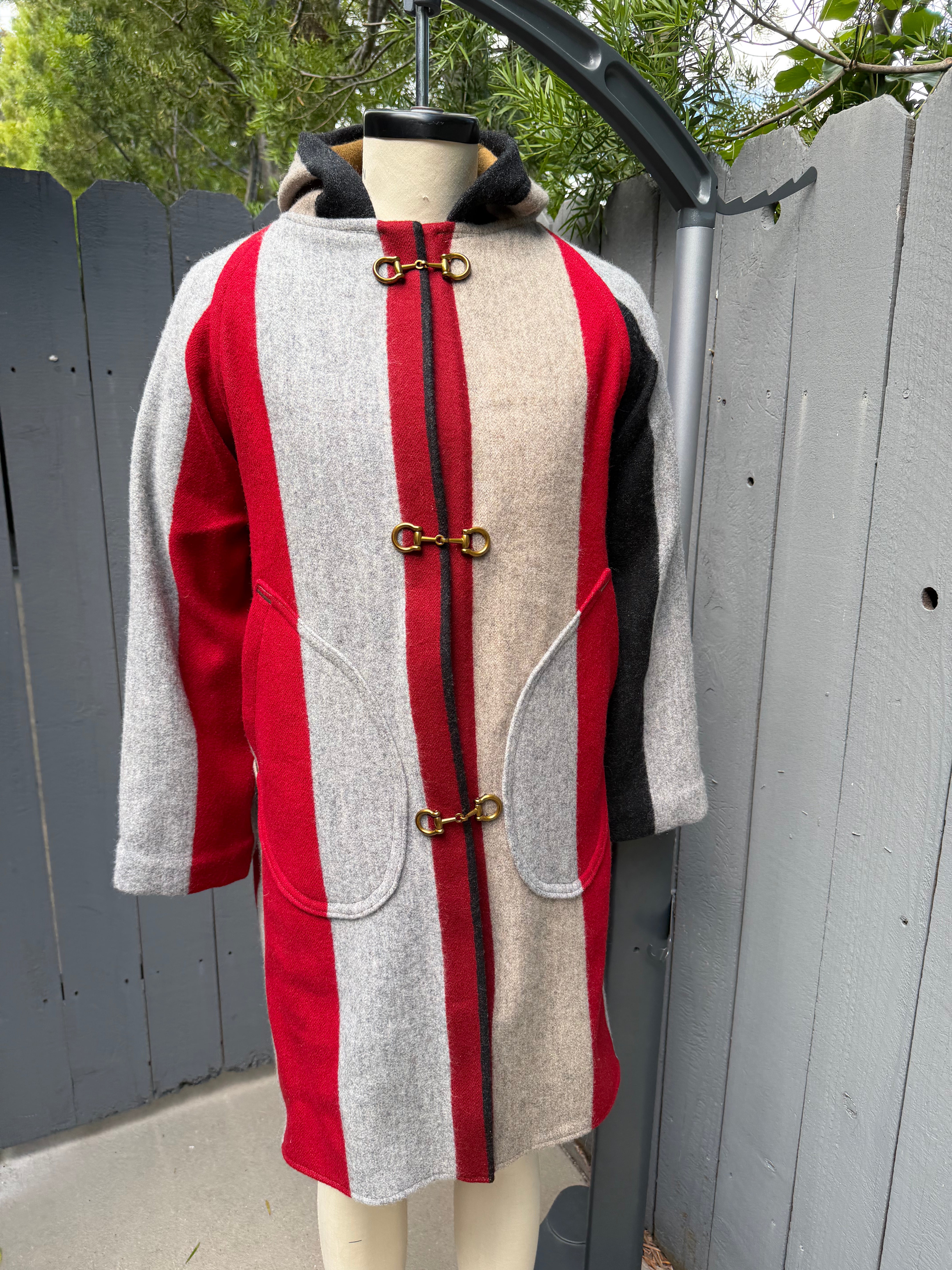 Campfire Stable Coat Medium - Large Pendleton “Weavers Choice