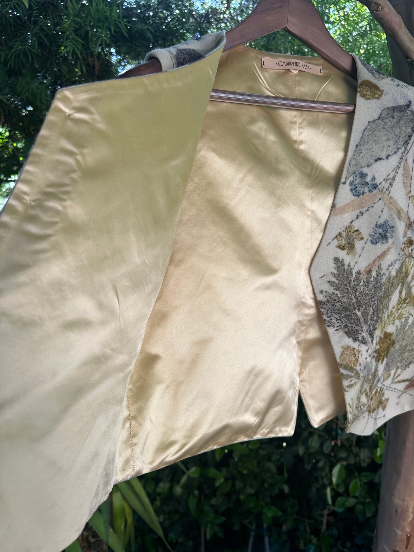 Hand Flower Dyed Jaquard wool and Silk Vest Small