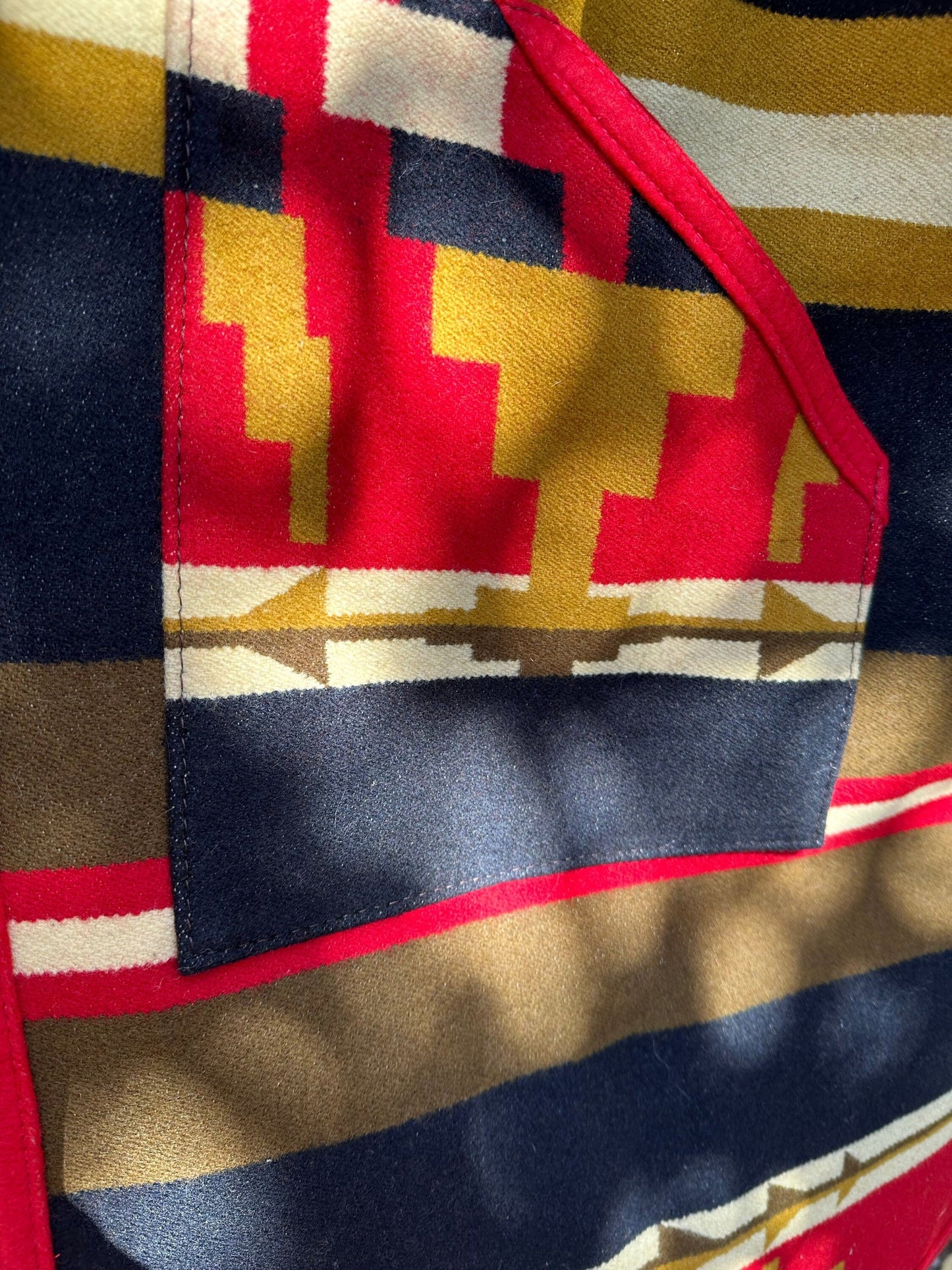 Pendleton® Campfire Cloak