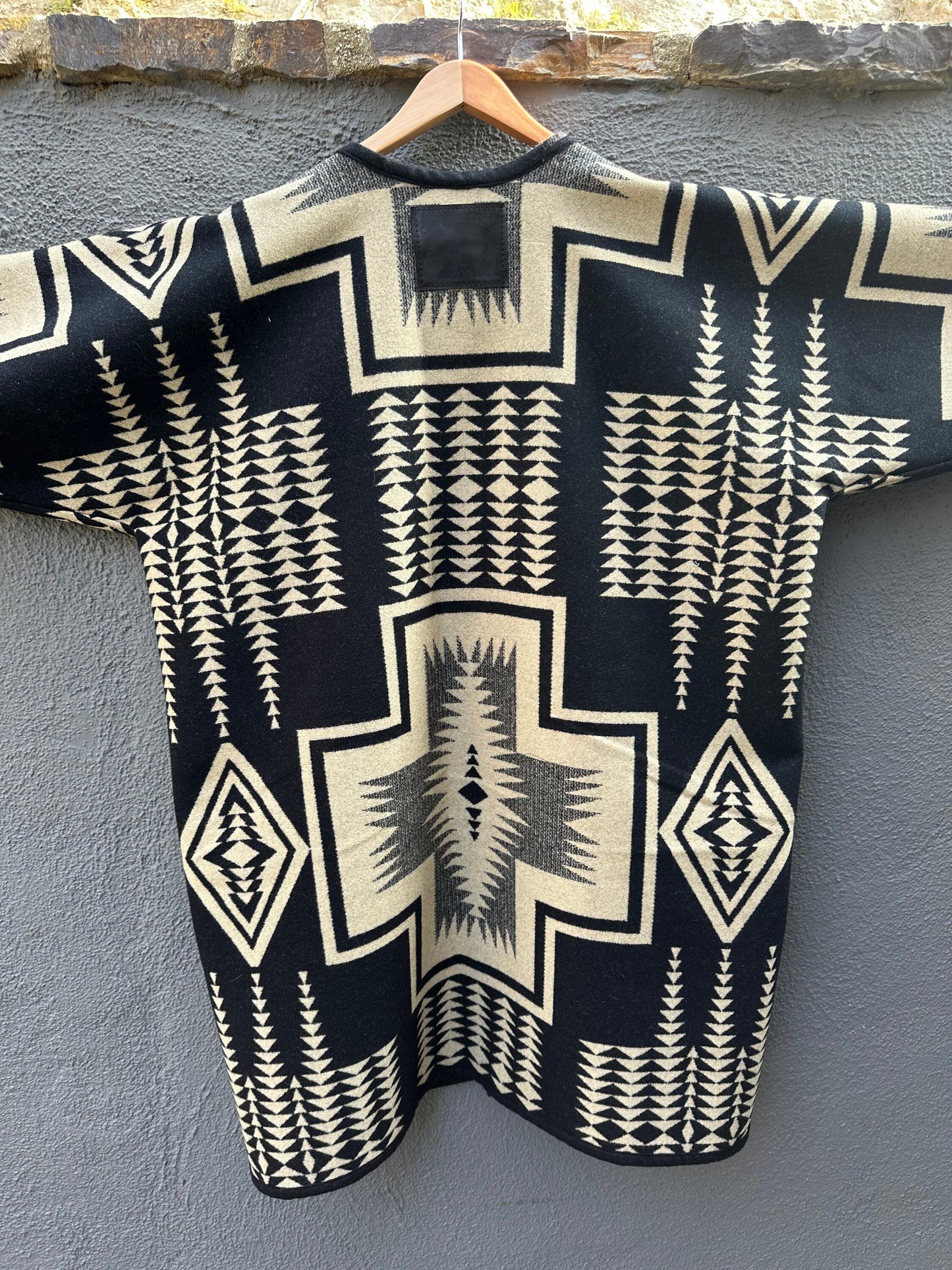 Harding Gray, Black and Bone Pendleton® Campfire Cloak