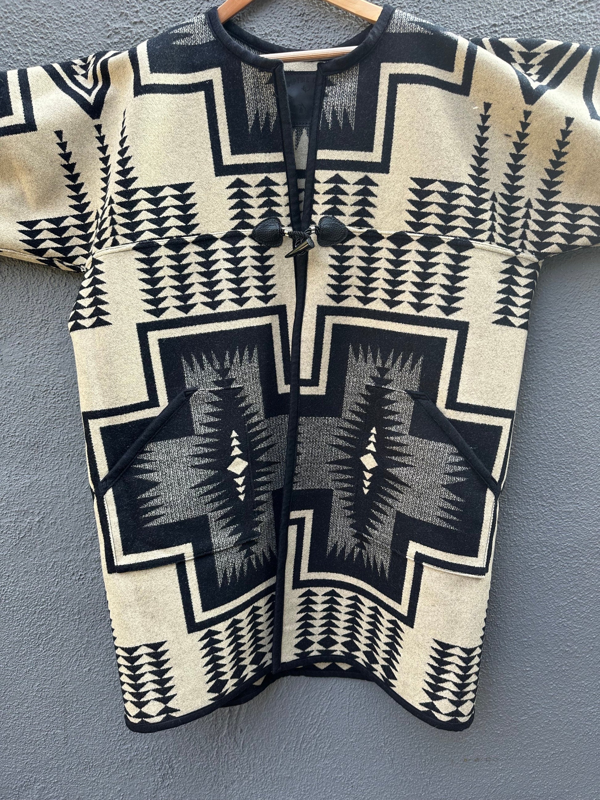 Harding Gray, Black and Bone Pendleton® Campfire Cloak