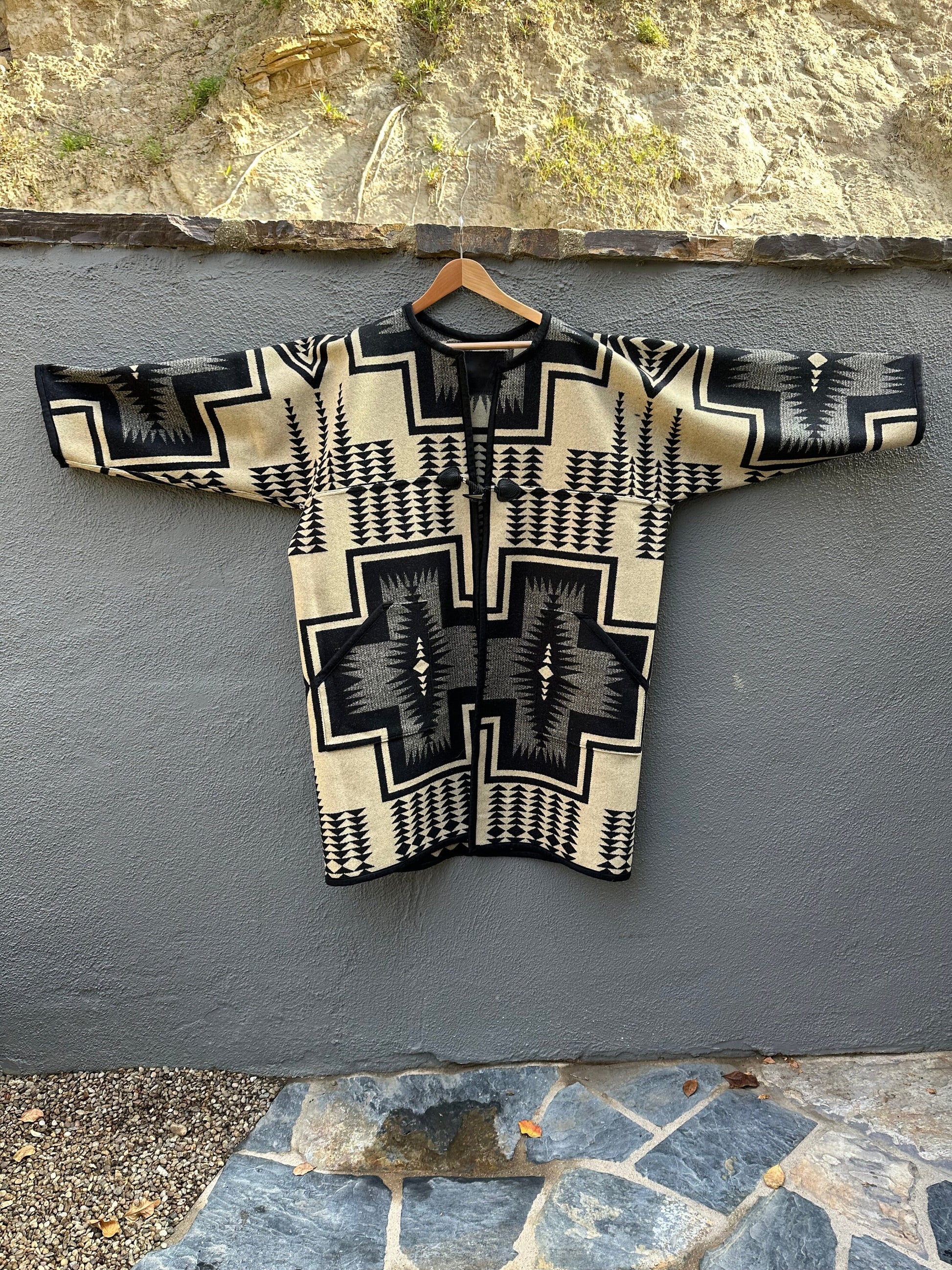 Harding Gray, Black and Bone Pendleton® Campfire Cloak