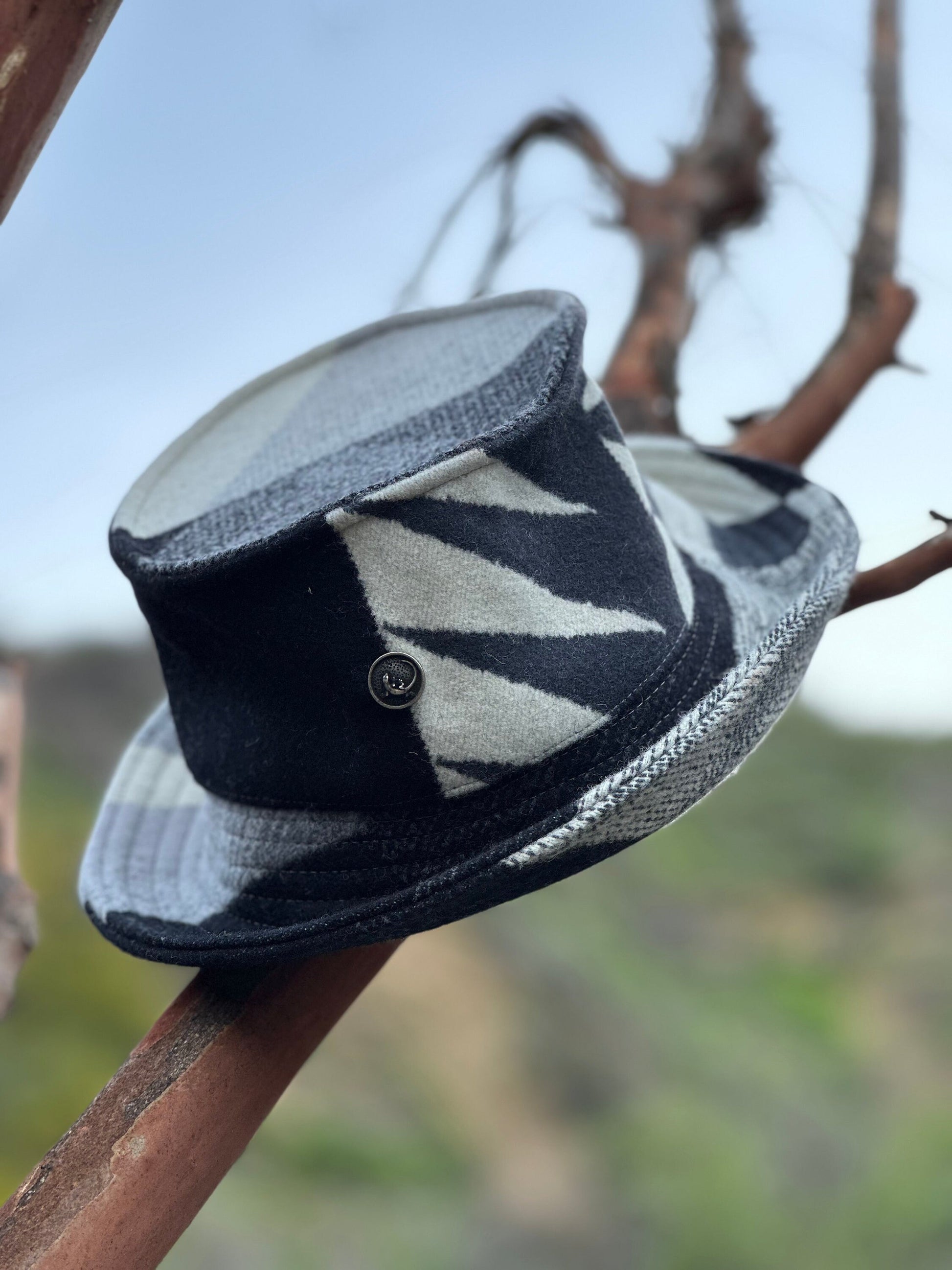 Black, white & gray Pendleton® Bucket Hat L-XL