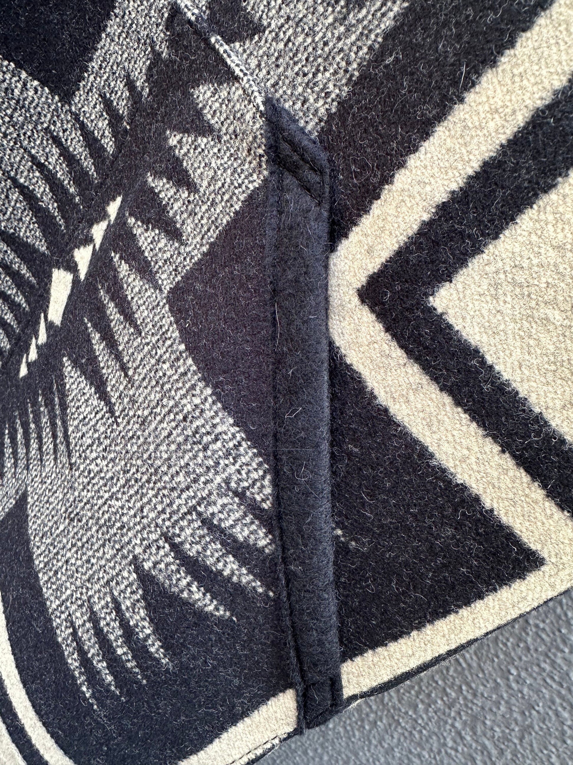 Harding Gray, Black and Bone Pendleton® Campfire Cloak