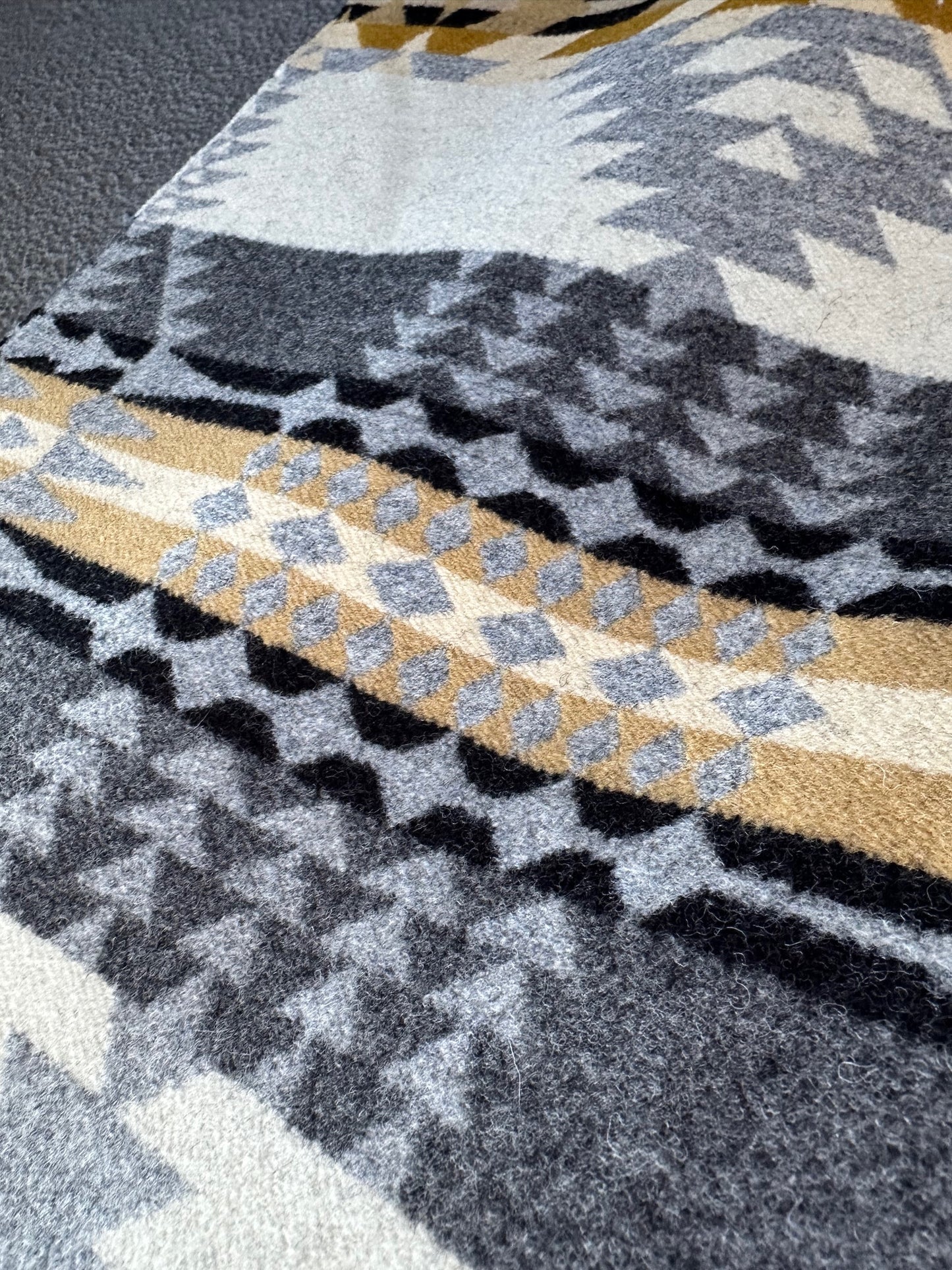 Rancho Arroyo Tan Grey Multi-color Pendleton®