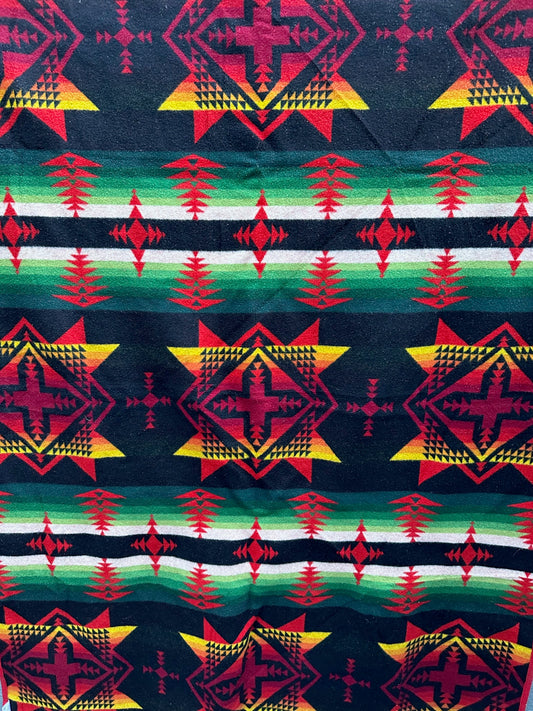 Pendleton® Vibrant colors, black/red background vintage