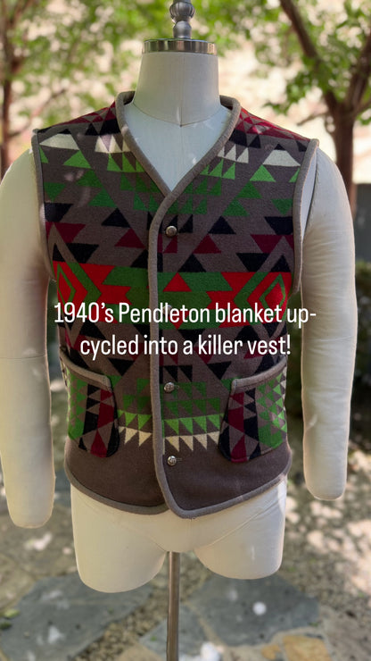 Campfire Vest 1940’s Pend Jacquard Woven Wool Medium